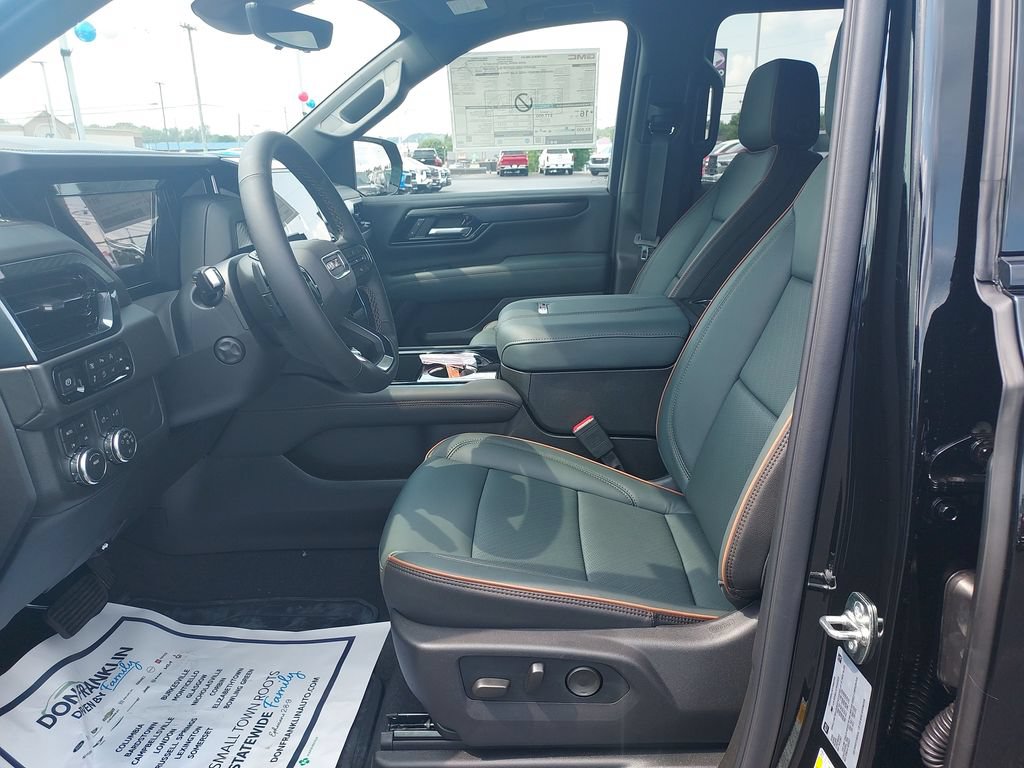 New 2026 GMC Yukon XL AT4 w/ AT4 Premium Package AWD/4WD image 13