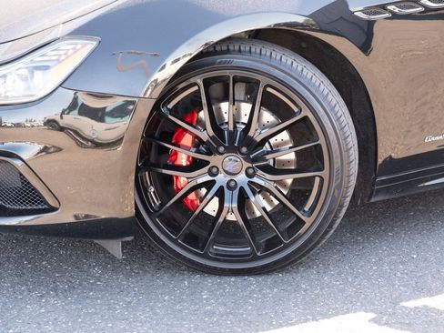 Used 2018 Maserati Ghibli S GranSport Q4 image 24