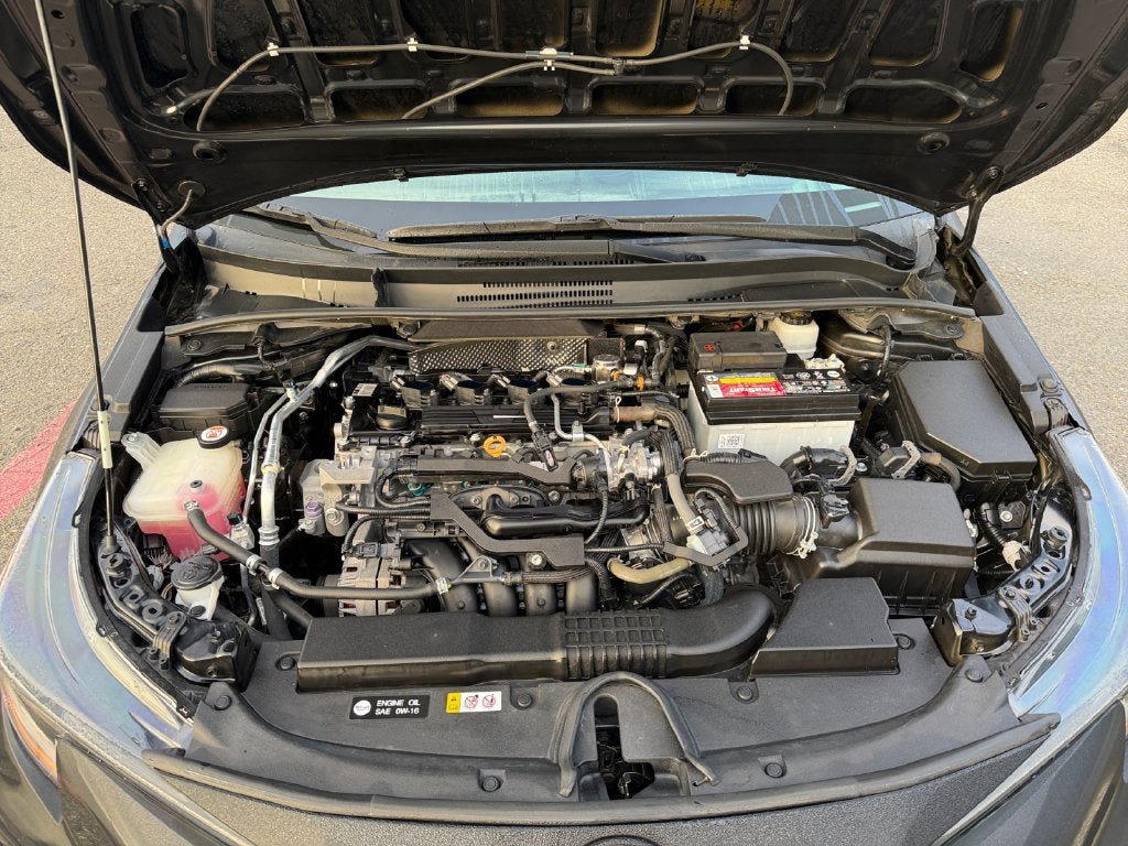 Used 2022 Toyota Corolla SE w/ Carpet Mat Package (TMS) FWD image 29
