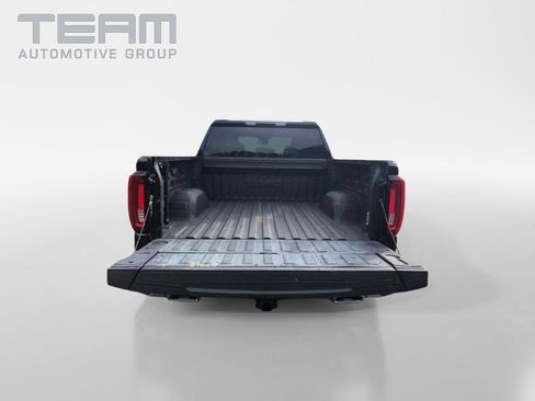 Used 2022 GMC Sierra 1500 SLT AWD/4WD image 13