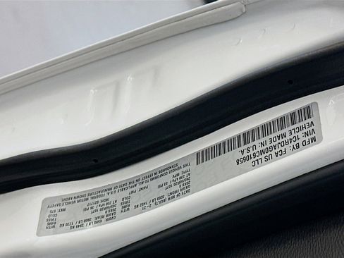 Used 2021 Dodge Durango SXT image 12