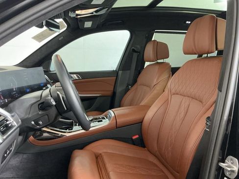 Certified 2025 BMW X7 xDrive40i image 25