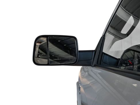 Used 2022 RAM 3500 Tradesman w/ Chrome Appearance Group image 38