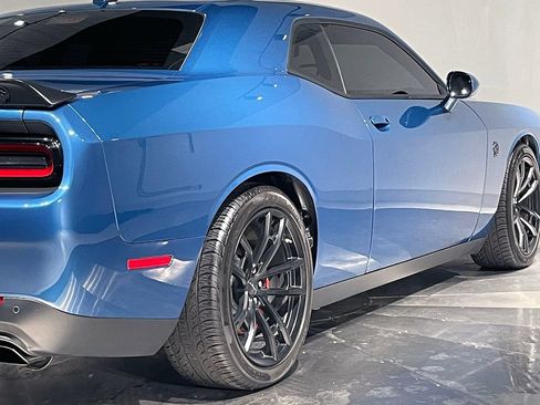 Used 2023 Dodge Challenger SRT Hellcat w/ Driver Convenience Group RWD image 35