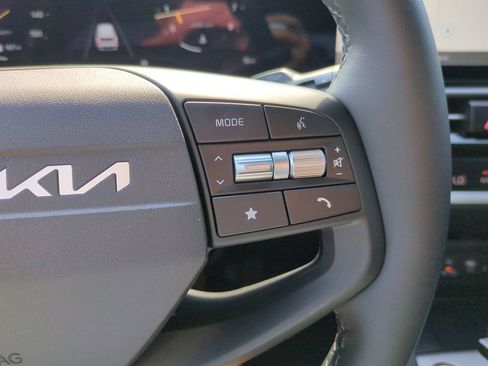 New 2026 Kia Sportage SX image 22