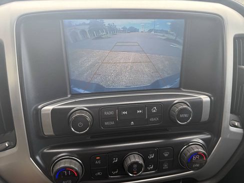 Used 2018 GMC Sierra 1500 SLE w/ SLE Value Package AWD/4WD image 13