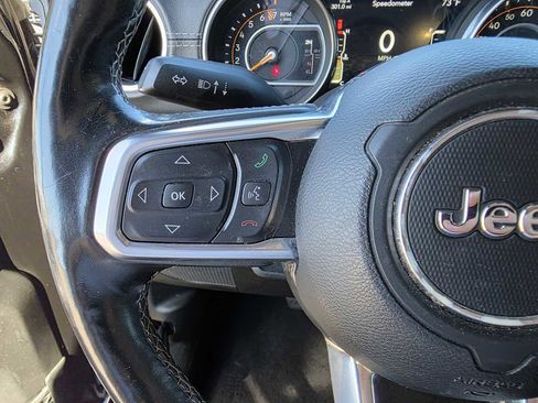 Used 2019 Jeep Wrangler Unlimited Sahara w/ Quick Order Package 24M Moab image 23