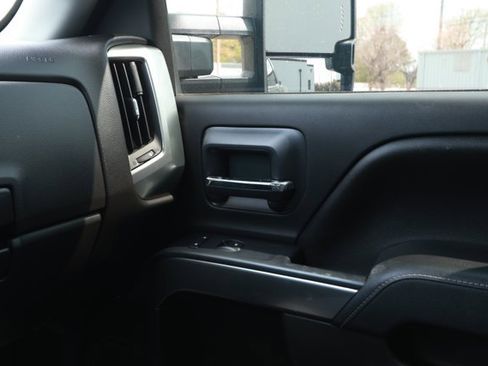 Used 2016 Chevrolet Silverado 2500 LT w/ LT Convenience Package image 26