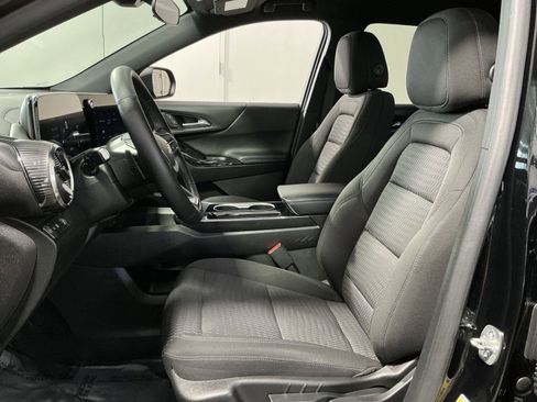 Used 2025 Chevrolet Equinox LT image 21