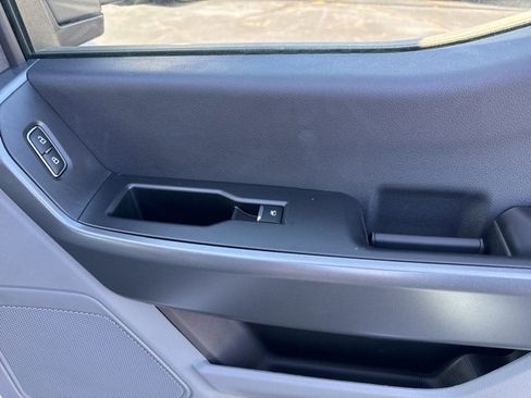 Used 2024 Ford F550 4x4 Regular Cab Super Duty w/ XLT Value Package image 27