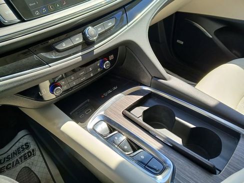 Used 2024 Buick Enclave Avenir w/ Avenir Technology Package image 26