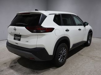 Used 2023 Nissan Rogue S video 2