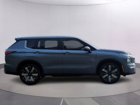 Used 2026 Mitsubishi Outlander SE AWD/4WD image 7
