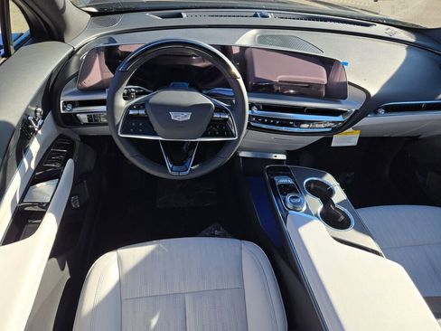 New 2026 Cadillac Lyriq Premium Luxury image 22