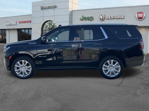Used 2021 Chevrolet Tahoe High Country w/ Premium Package AWD/4WD image 4