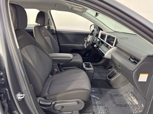 Used 2024 Hyundai Ioniq 5 SEL image 14