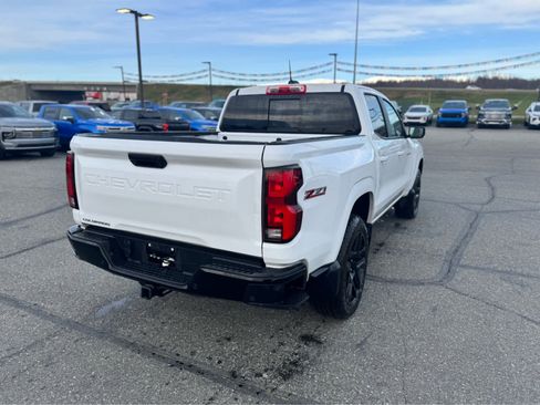 Certified 2025 Chevrolet Colorado Z71 w/ Z71 Convenience Package 2 image 5