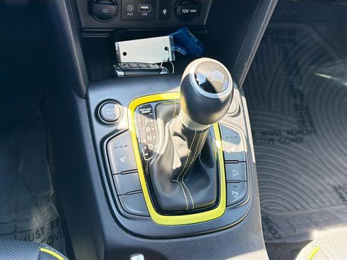 Used 2020 Hyundai Kona Ultimate image 27