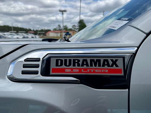 New 2026 GMC Sierra 3500 Denali w/ Denali Reserve Package image 8