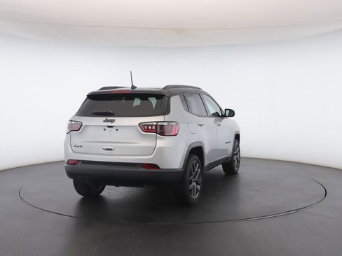 New 2026 Jeep Compass Limited image 10