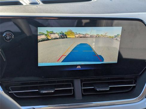 New 2026 Chevrolet Trax LT w/ Driver Confidence Package image 27