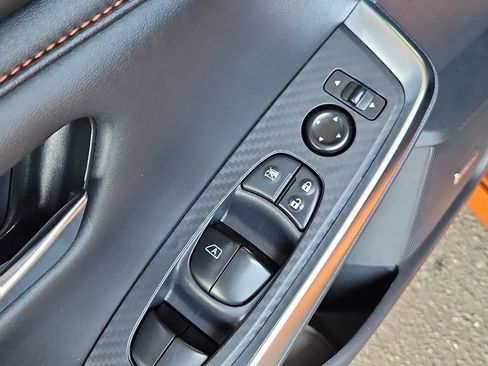 Used 2025 Nissan Sentra SR w/ SR Premium Package FWD image 27