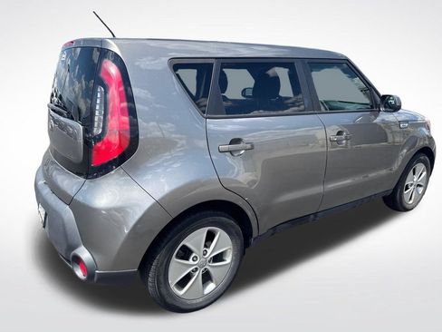 Used 2015 Kia Soul FWD image 5