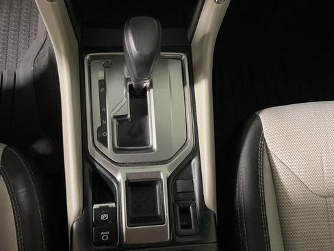 Used 2019 Subaru Forester AWD/4WD image 28