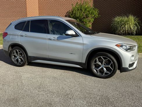 Used 2017 BMW X1 xDrive28i image 20