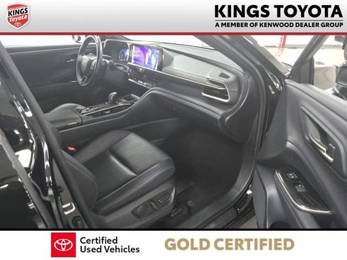 Certified 2024 Toyota Crown AWD/4WD image 8