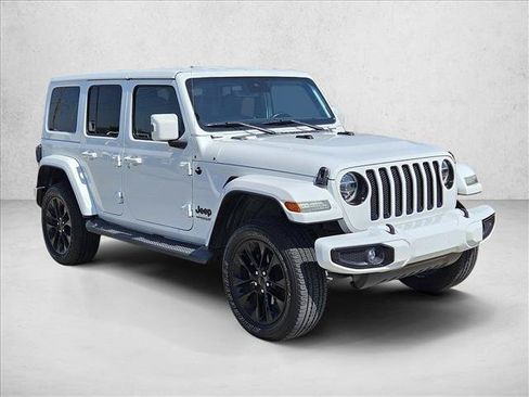 Used 2021 Jeep Wrangler Unlimited Sahara AWD/4WD image 3
