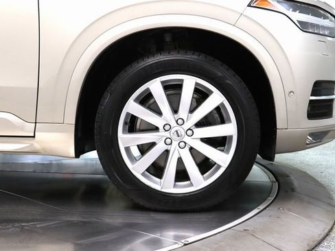 Used 2016 Volvo XC90 T6 Momentum w/ Momentum Plus Package image 11