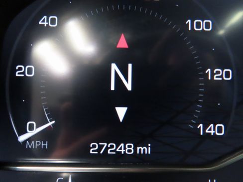 Used 2024 GMC Sierra 1500 AT4 image 12