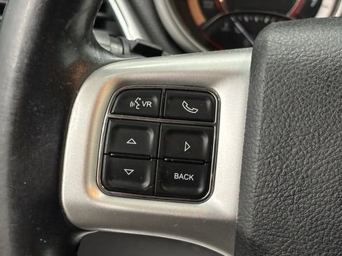 Used 2018 Dodge Journey SE w/ Connectivity Group FWD image 21