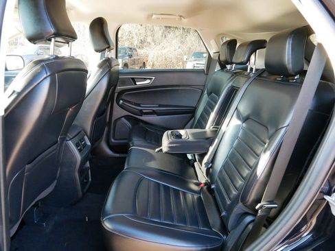 Certified 2024 Ford Edge SEL AWD/4WD image 11