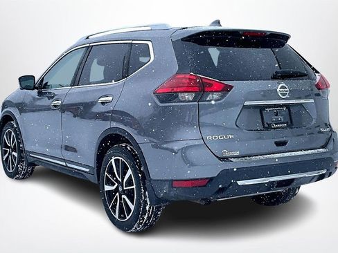 Used 2017 Nissan Rogue SL image 4