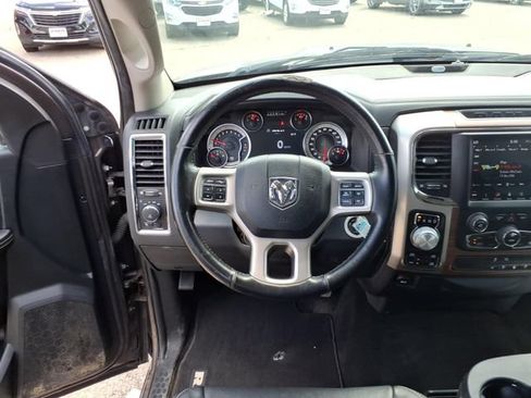Used 2018 RAM 1500 Laramie AWD/4WD image 13