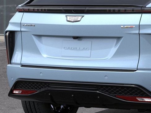 New 2026 Cadillac Lyriq V image 15