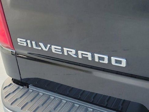 Used 2022 Chevrolet Silverado 1500 LTZ image 7
