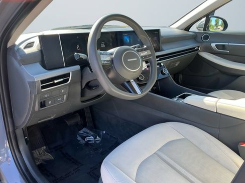 Used 2024 Hyundai Sonata SEL FWD image 11