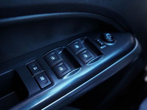 Used 2021 Chevrolet Colorado ZR2 AWD/4WD image 25