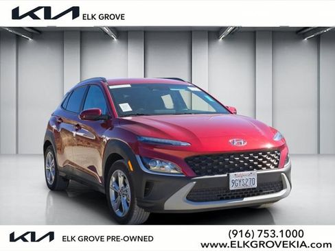 Used 2023 Hyundai Kona SEL w/ Cargo Package FWD image 1