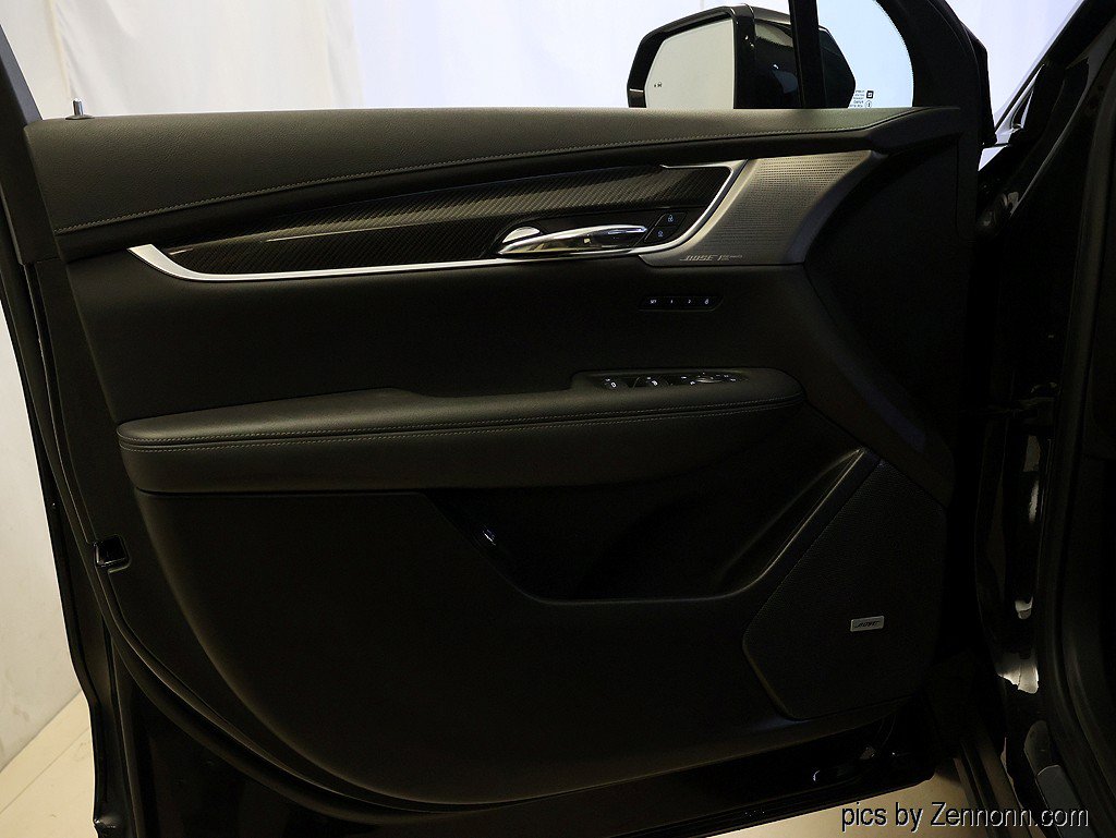 Used 2020 Cadillac XT6 Sport AWD/4WD image 28