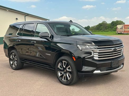 Used 2021 Chevrolet Tahoe High Country w/ Premium Package AWD/4WD image 7