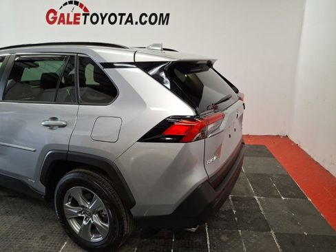 Used 2024 Toyota RAV4 XLE w/ Convenience Package image 7