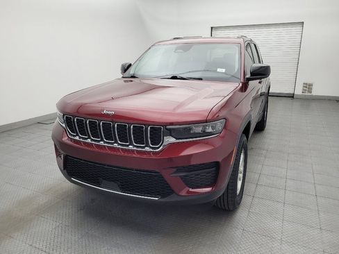 Used 2023 Jeep Grand Cherokee Laredo RWD image 15