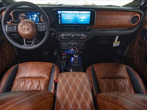 Used 2025 Jeep Gladiator Sport image 37