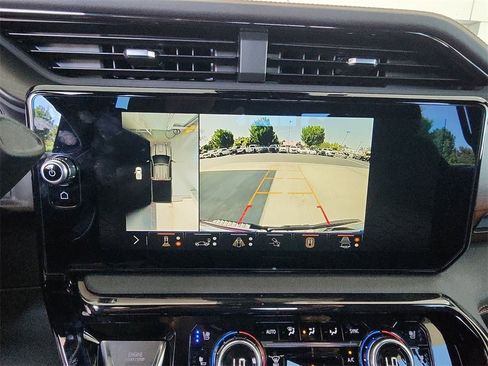 Certified 2025 GMC Sierra 2500 AT4 w/ AT4 Premium Plus Package image 16