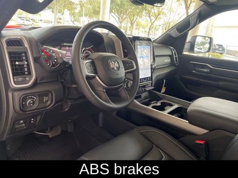 New 2022 RAM 1500 Big Horn image 6