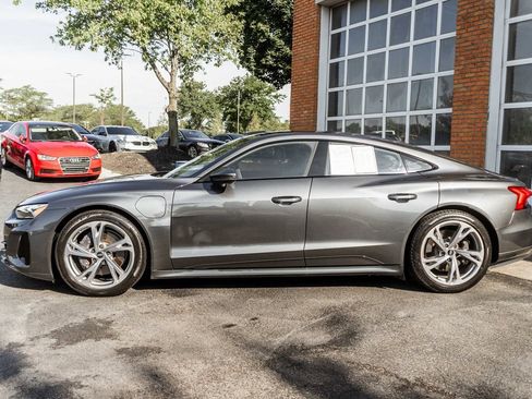 Used 2022 Audi e-tron GT Premium Plus image 30